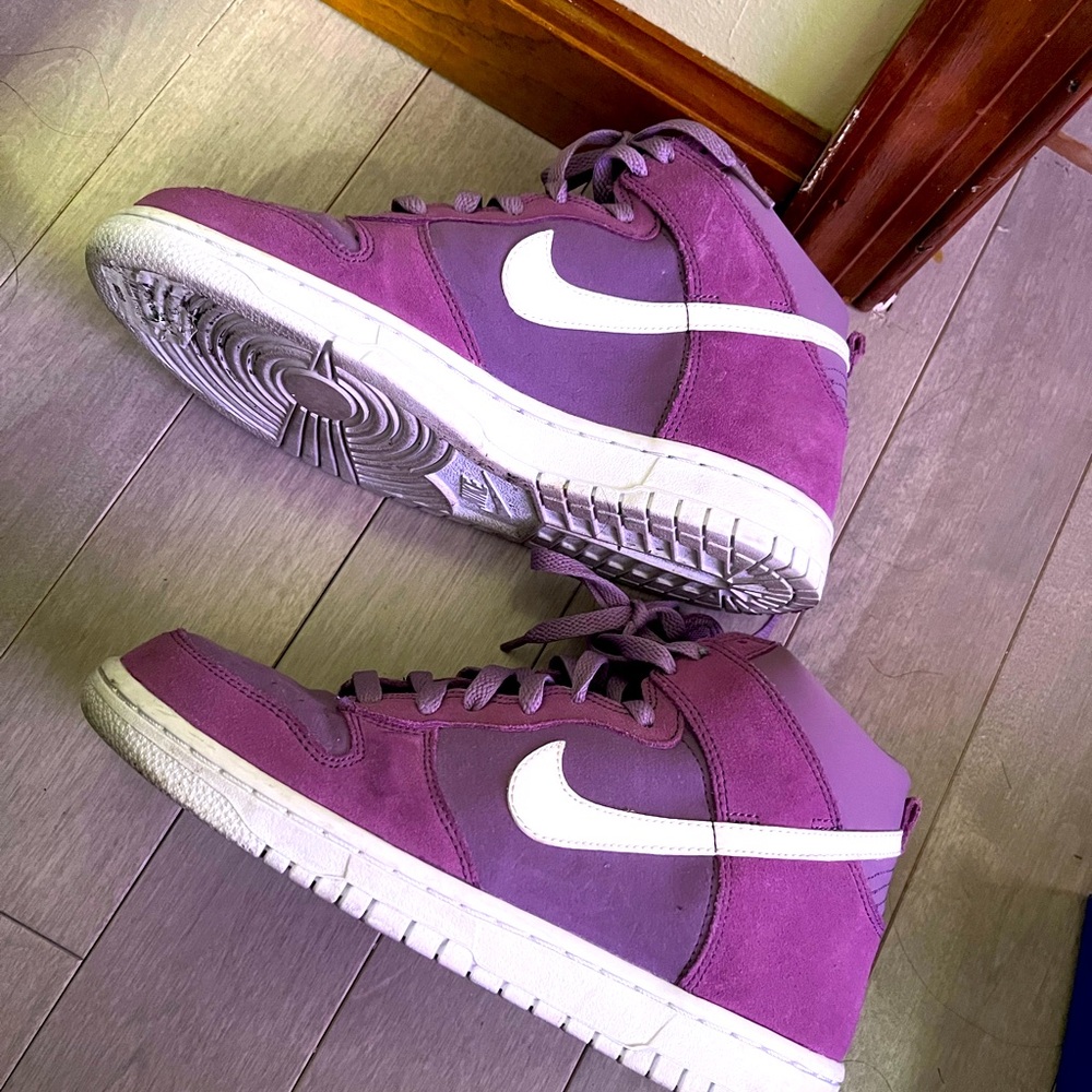 Nike shoes